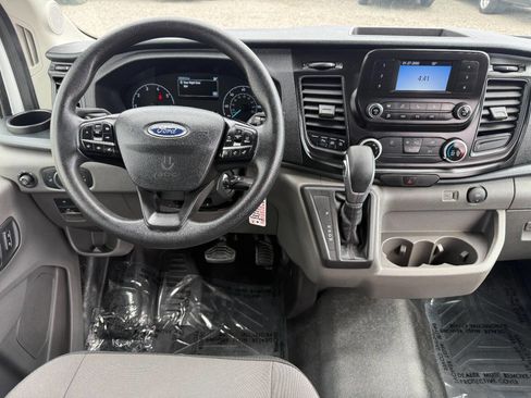 Used 2025 Ford Transit 250 250 AWD 3dr LWB Medium Roof Ca image 29