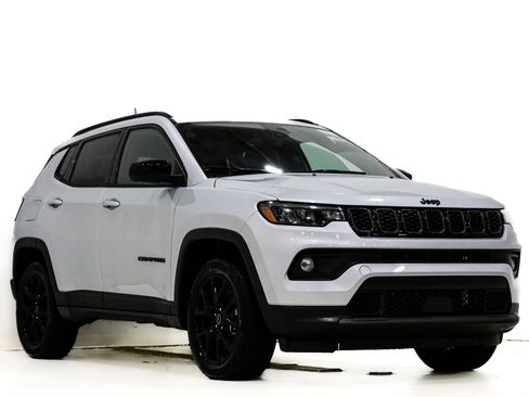 New 2026 Jeep Compass Latitude image 1