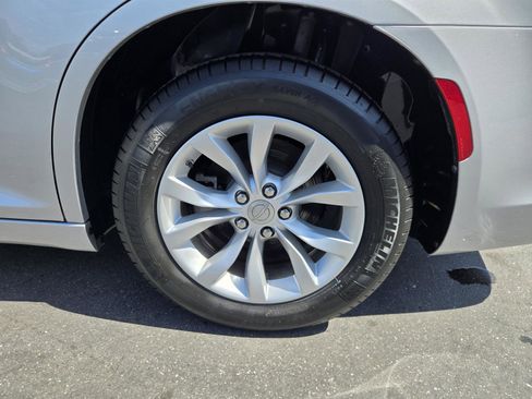 Certified 2023 Chrysler 300 Touring RWD image 35