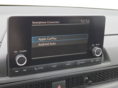 Used 2023 Honda CR-V EX image 4