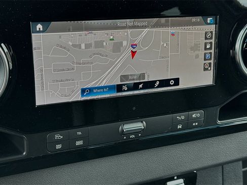 Used 2024 Mercedes-Benz Sprinter 144 Cargo image 19