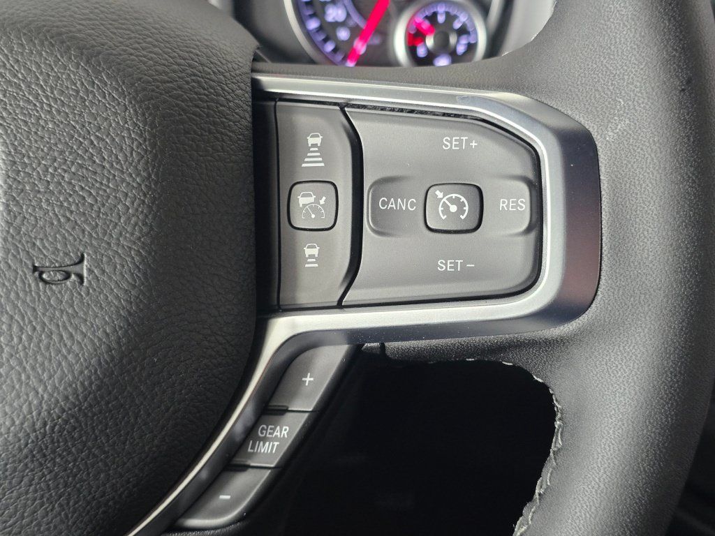 New 2026 RAM 2500 Big Horn AWD/4WD image 37