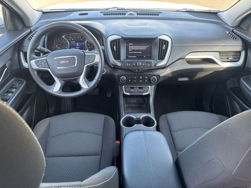Used 2022 GMC Terrain SLE image 23