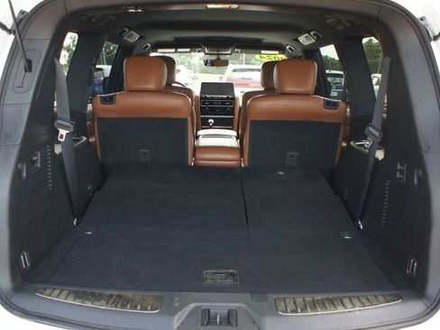 Used 2024 INFINITI QX80 Sensory w/ Cargo Package image 19