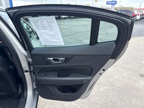 Certified 2023 Volvo S60 B5 Plus w/ Climate Package AWD/4WD image 34