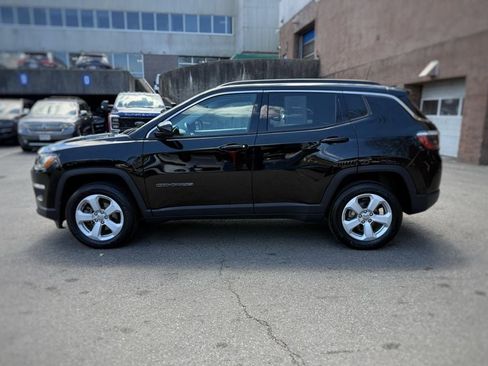Used 2021 Jeep Compass Latitude w/ Convenience Group AWD/4WD image 14