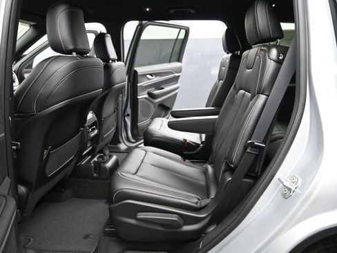 New 2025 Jeep Grand Cherokee L Limited w/ Black Appearance Package image 13