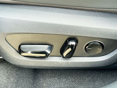 Used 2025 Lexus NX 250 FWD w/ Accessory Package (Z1) image 16