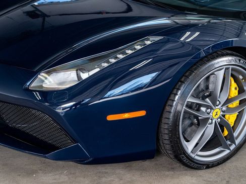 Used 2017 Ferrari 488 Spider image 13