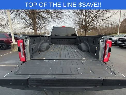 Used 2024 Ford F450 Platinum image 35