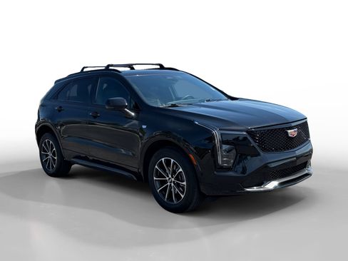 Used 2024 Cadillac XT4 Sport FWD image 7