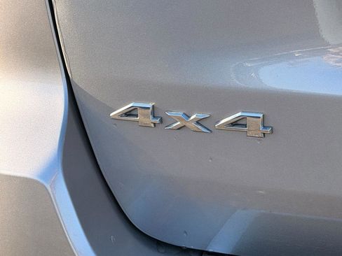 Used 2021 Jeep Grand Cherokee Limited image 9