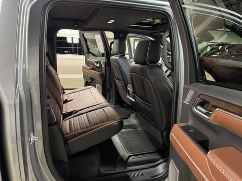 Certified 2025 GMC Sierra 1500 Denali Ultimate AWD/4WD image 12