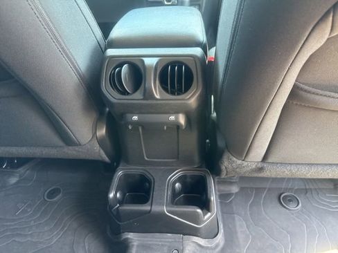 Certified 2022 Jeep Wrangler Unlimited Sport AWD/4WD image 31