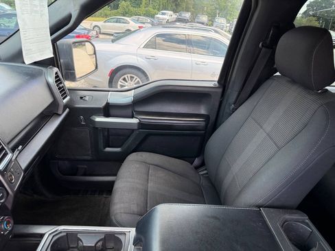 Used 2016 Ford F150 XLT w/ Equipment Group 302A Luxury AWD/4WD image 15