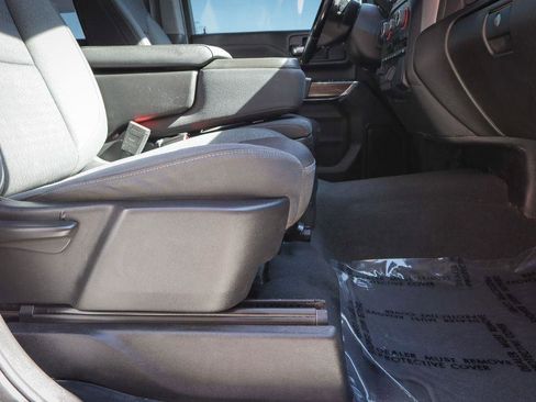 Used 2023 Chevrolet Silverado 2500 LT w/ Convenience Package image 23