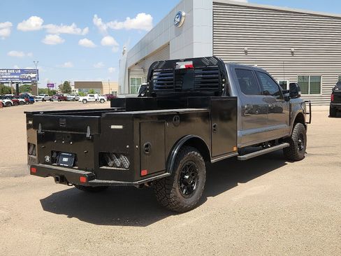 Used 2025 Ford F350 Lariat w/ Black Appearance Package AWD/4WD image 4