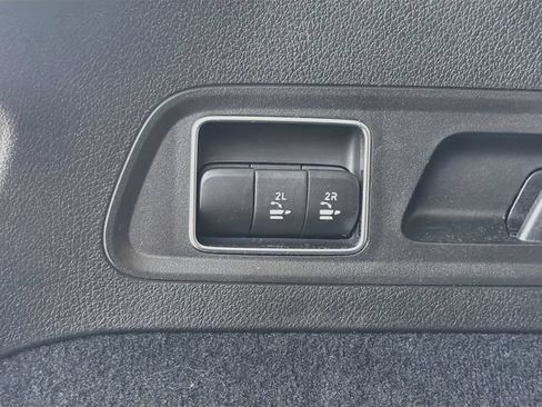Used 2022 Mercedes-Benz GLS 450 4MATIC image 13