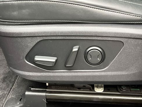 Used 2021 Kia Sorento S FWD image 9