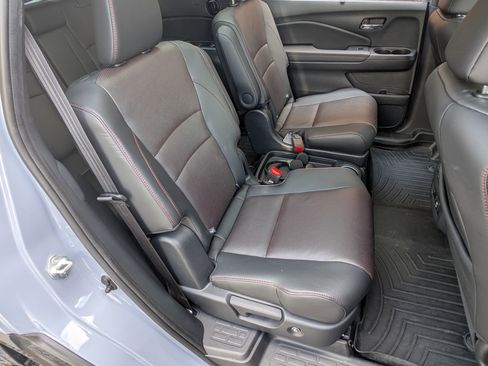 Used 2022 Honda Pilot Black Edition image 22