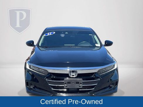 Used 2021 Honda Accord Touring image 3