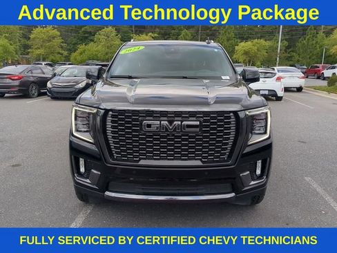 Used 2024 GMC Yukon XL Denali Ultimate AWD/4WD image 13