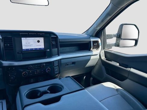 Certified 2024 Ford F350 XL w/ Snow Plow Prep Package AWD/4WD image 23