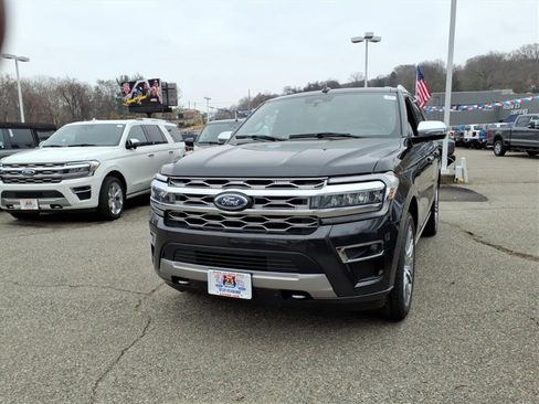 Certified 2023 Ford Expedition Platinum AWD/4WD image 4