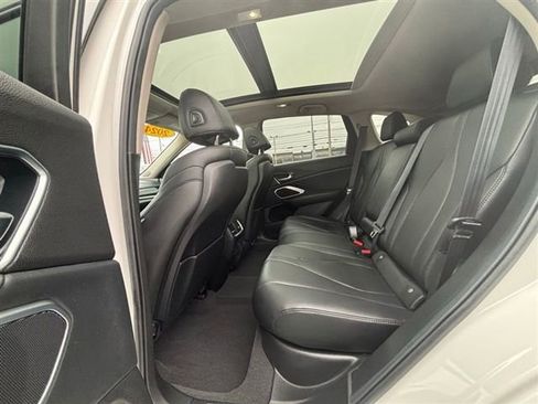 Used 2024 Acura RDX SH-AWD image 15