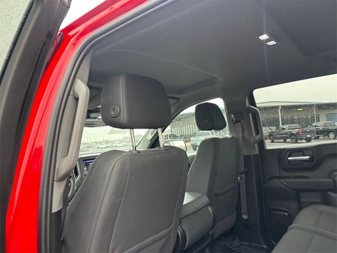 Certified 2026 Chevrolet Silverado 1500 Custom image 25