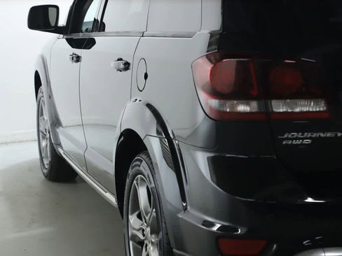 Used 2017 Dodge Journey Crossroad w/ Popular Equipment Group image 43