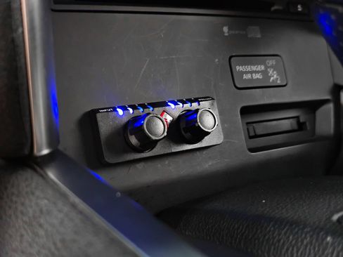 Used 2010 Nissan GT-R Premium image 37