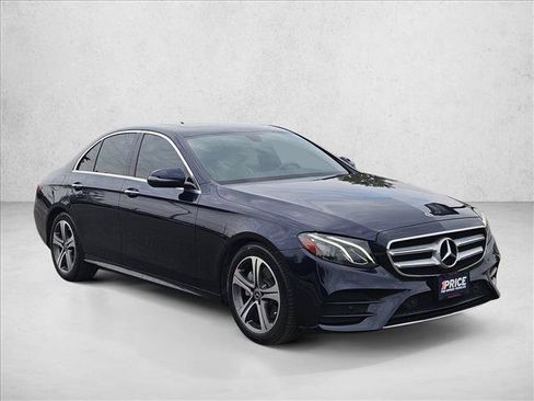 Used 2019 Mercedes-Benz E 300 image 3