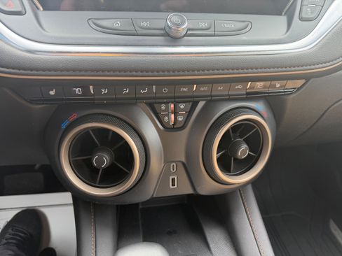 Used 2024 Chevrolet Blazer Premier w/ Driver Confidence II Package image 18