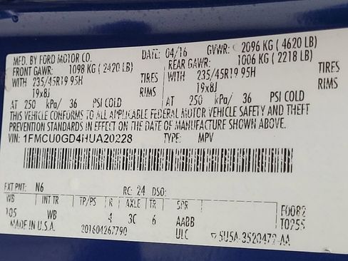 Used 2017 Ford Escape SE w/ SE Sport Appearance Package image 33