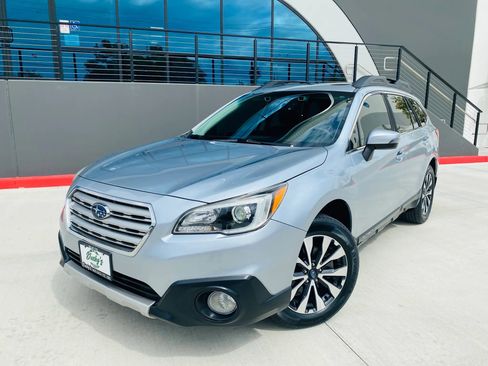 Used 2017 Subaru Outback 2.5i Limited AWD/4WD image 1