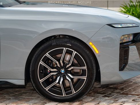 Used 2024 BMW 760i xDrive w/ Executive Package image 47