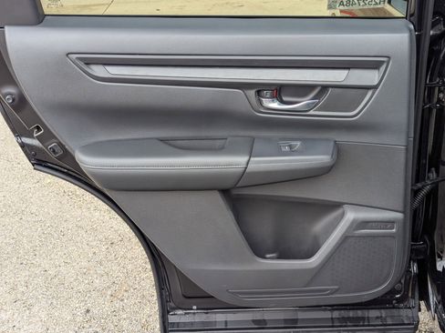 Used 2023 Honda CR-V EX image 16