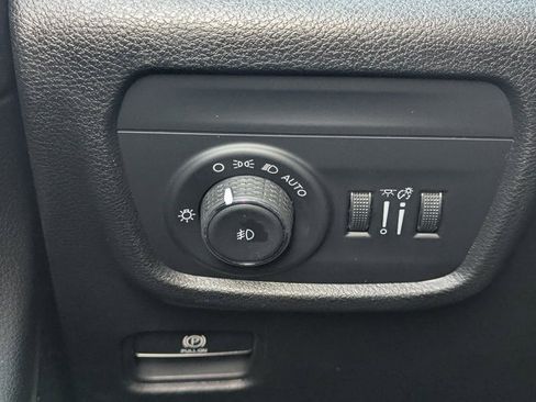 Used 2023 Jeep Grand Cherokee L Limited w/ Trailer Tow Group (B) image 22