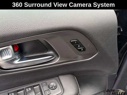 New 2026 Chrysler Pacifica Select image 12