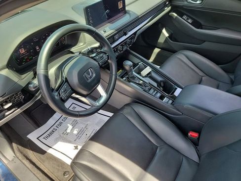 Used 2024 Honda Accord Touring image 17
