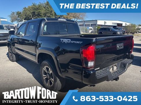 Used 2018 Toyota Tacoma SR5 image 7