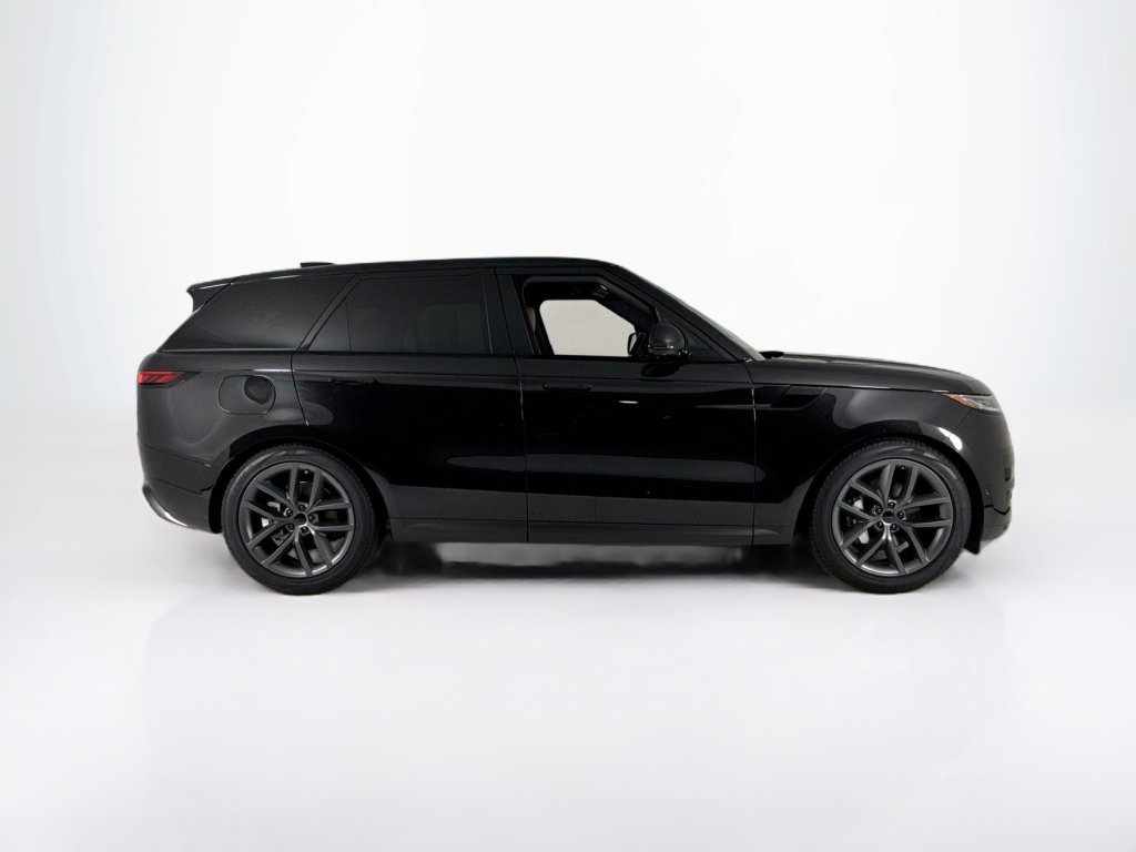 Used 2026 Land Rover Range Rover Sport SE AWD/4WD image 6