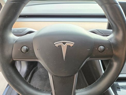 Used 2019 Tesla Model 3 Long Range image 8