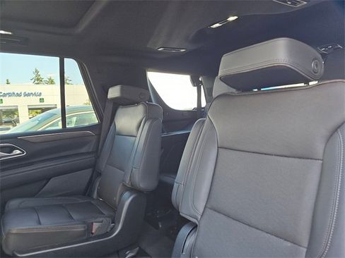 Used 2022 Chevrolet Tahoe High Country image 17