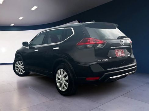 Used 2020 Nissan Rogue S image 3