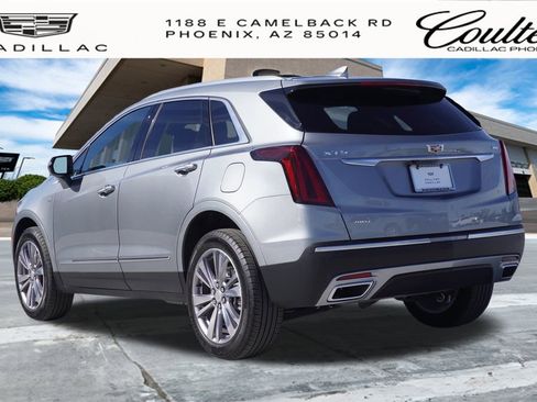 Certified 2025 Cadillac XT5 Premium Luxury image 3