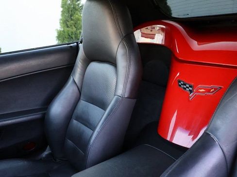 Used 2009 Chevrolet Corvette Convertible w/ Preferred Equipment Group RWD image 19