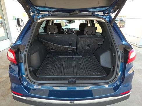 Used 2020 Chevrolet Equinox LT w/ Driver Convenience Package AWD/4WD image 20
