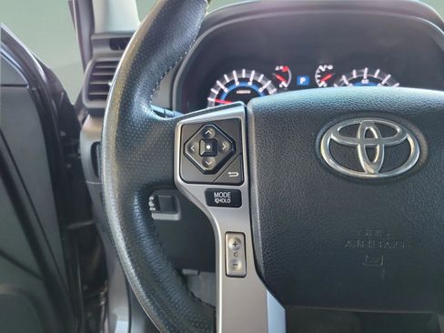 Used 2015 Toyota 4Runner Limited image 20